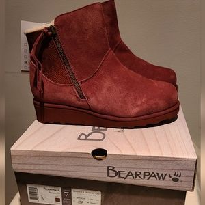 NIB - BEARPAW® Megan Suede Sheepskin Bootie with NeverWet - Size 7